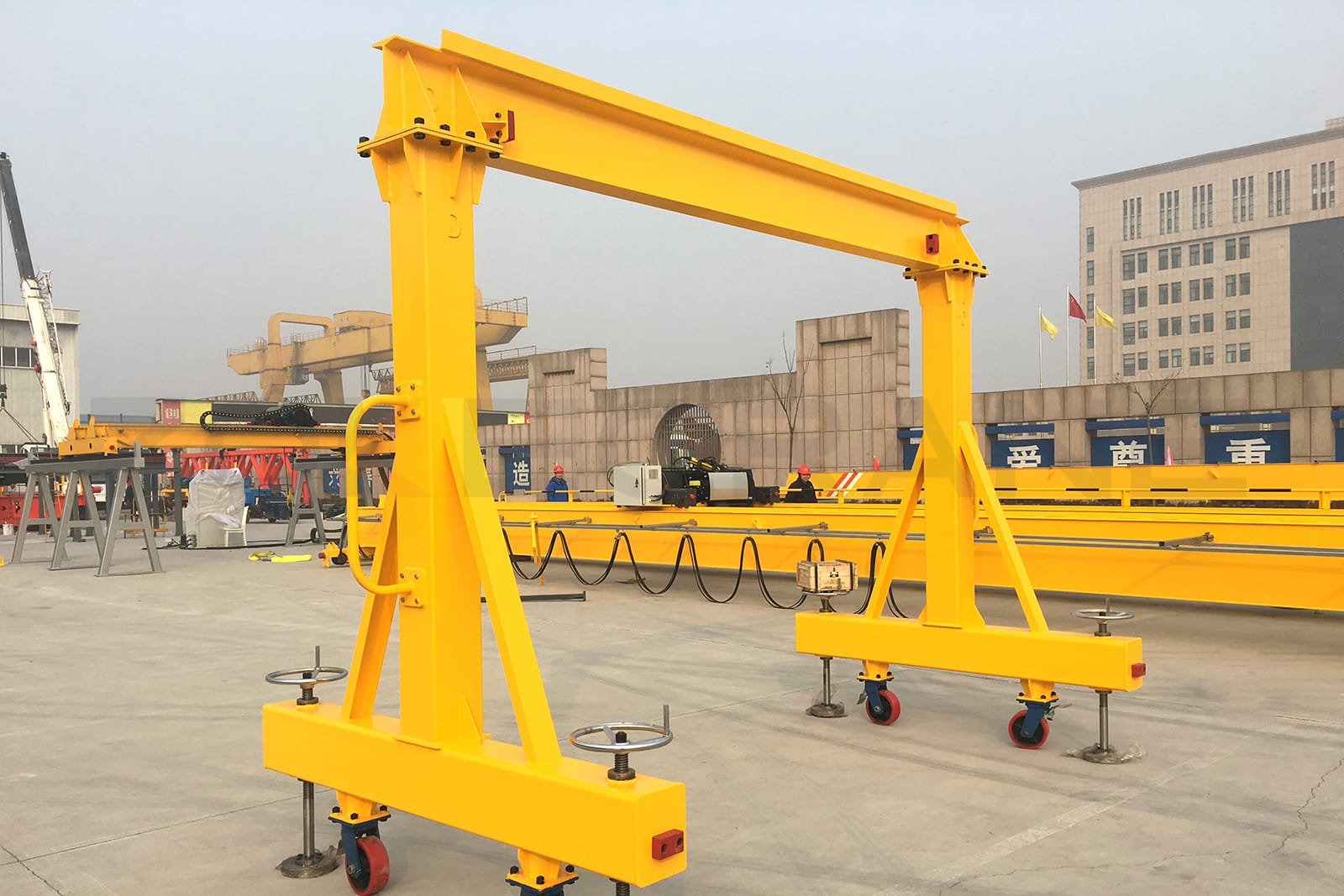 GANTRY CRANE